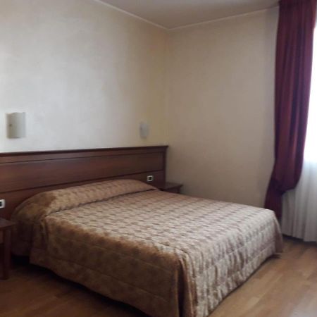 Albergo Ristorante Campanile Azzurro Villafranca Padovana Екстериор снимка